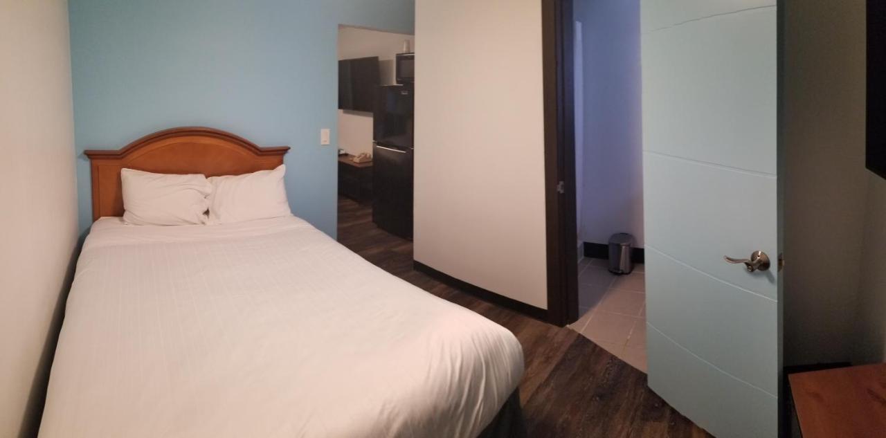 Best Lynnwood Inn Экстерьер фото