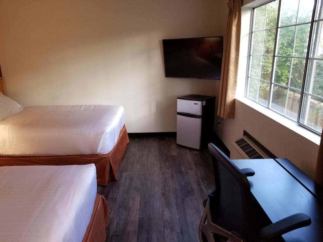 Best Lynnwood Inn Экстерьер фото